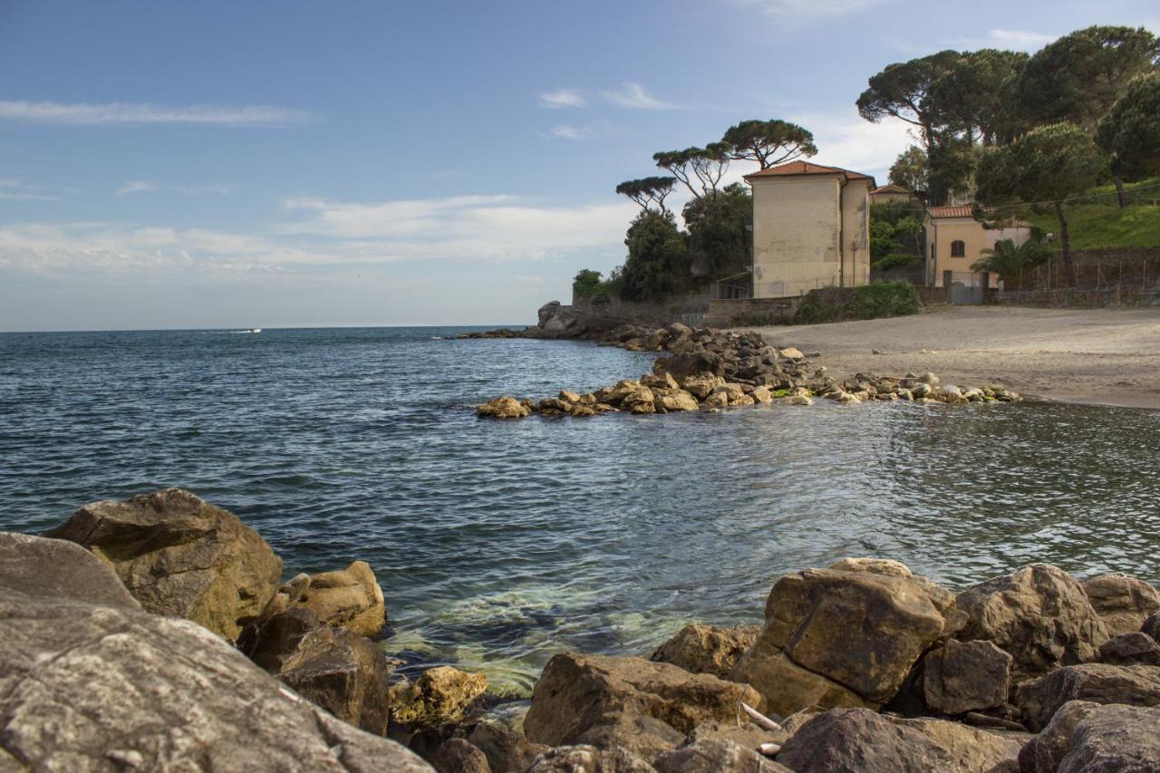 La Casa Della Tilde Daire Bocca di Magra Dış mekan fotoğraf